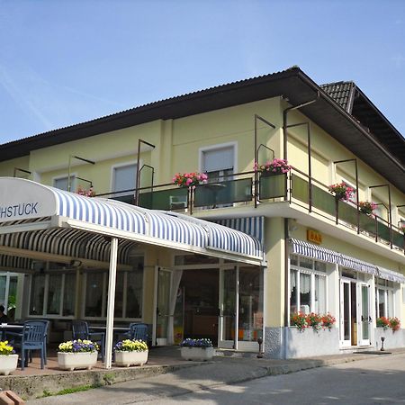 Garni Bellavista Hotell Calceranica al Lago Exteriör bild